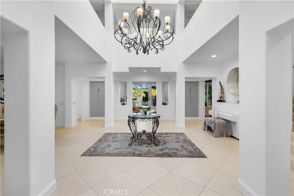 Chandelier, Interior, Recessed Lighting