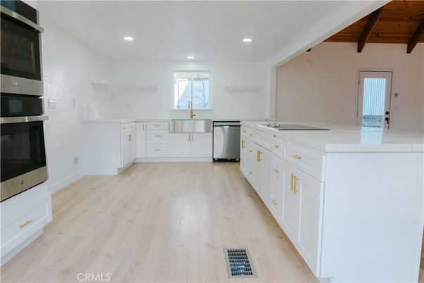 Interior, Kitchen, Recessed Lighting, Stainless Steel Appliances, Wooden Beams, Wooden Ceilings, Wood Texture Flooring