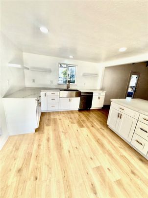 Interior, Kitchen, Recessed Lighting, Wood Texture Flooring