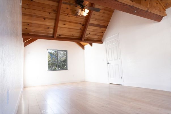Empty room, Interior, Wooden Beams, Wooden Ceilings, Wood Texture Flooring