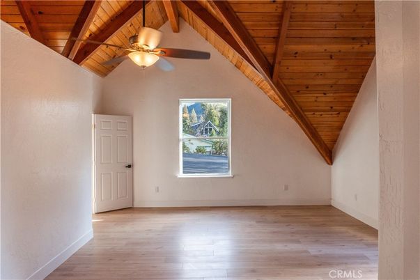 Empty room, Interior, Wooden Beams, Wooden Ceilings, Wood Texture Flooring