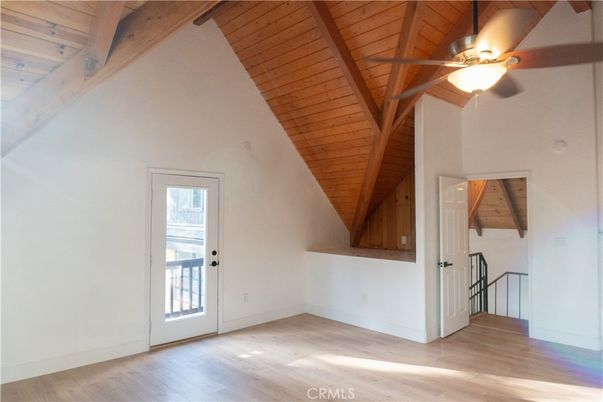 Empty room, Interior, Wooden Beams, Wooden Ceilings, Wood Texture Flooring