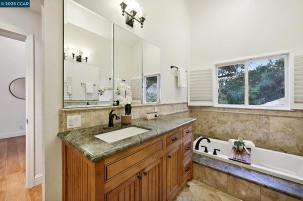 Bathroom, Dual Sink Vanities, Interior, Wood Texture Flooring