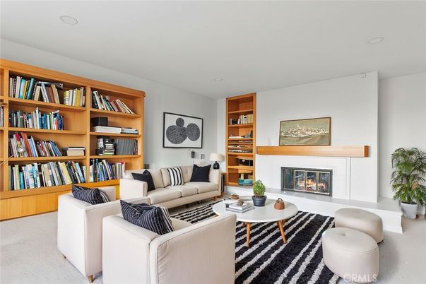 Fireplace, Interior, Living room, Recessed Lighting