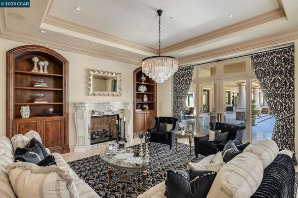 Chandelier, Fireplace, Interior, Living room, Recessed Lighting