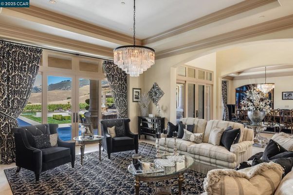 Chandelier, Dining room, Interior, Living room, Recessed Lighting