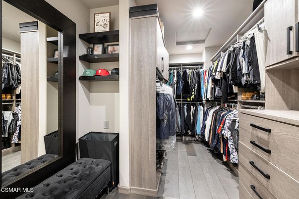 Interior, Recessed Lighting, Walk-in Closets, Wood Texture Flooring