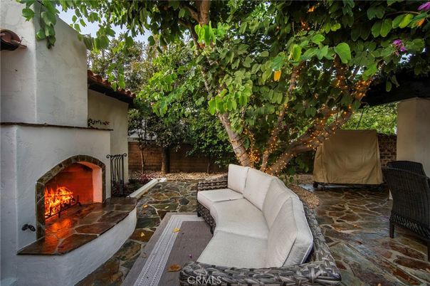 Exterior, Fireplace