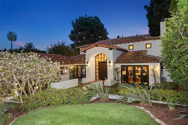 Backyard, Exterior, Facade, Spanish Mediterranean