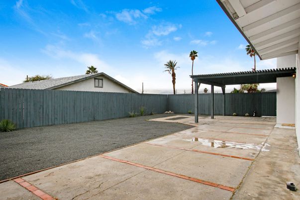 Backyard, Exterior