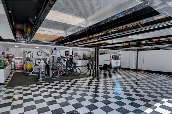 Fitness Equipment, Garage, Interior
