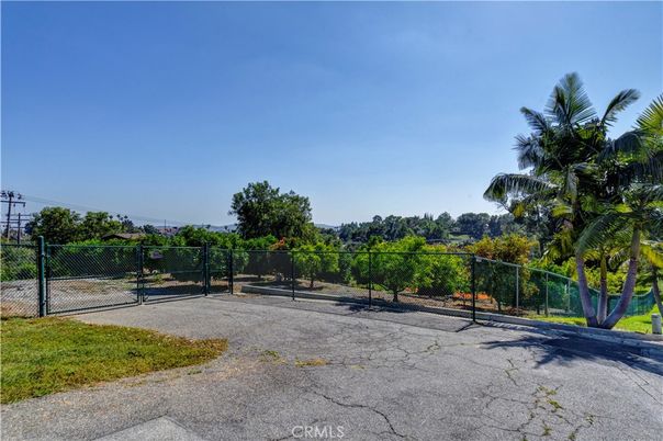 Exterior, Tennis Courts