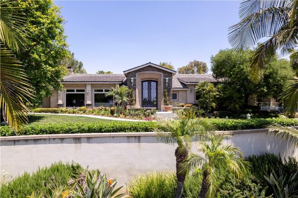 Backyard, Exterior, Facade, Mediterranean