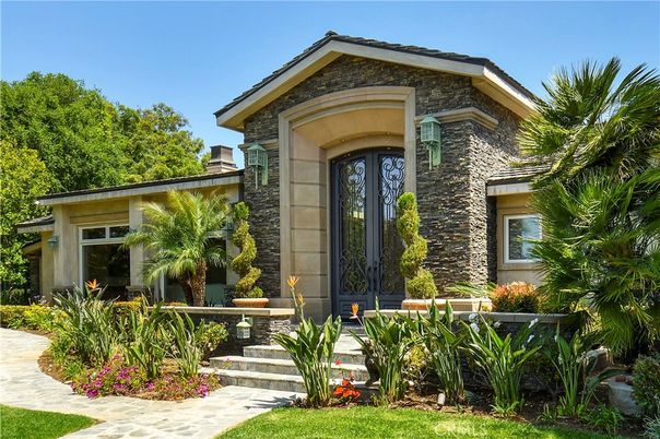 Exterior, Facade, Brick Facade, Mediterranean