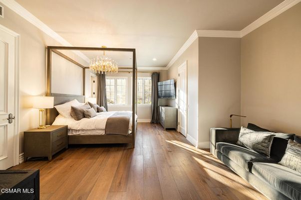 Bedroom, Chandelier, Interior, Recessed Lighting, Wood Texture Flooring