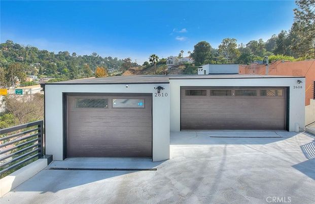 Detached Garage, Exterior