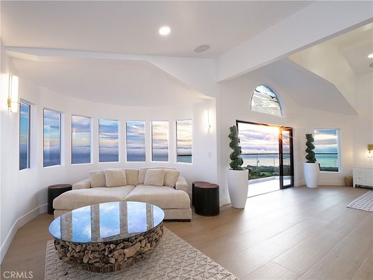 Interior, Living room, Recessed Lighting, Water, Wood Texture Flooring