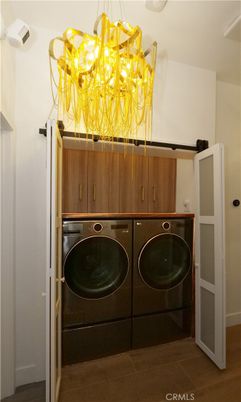 Chandelier, Interior, Washer