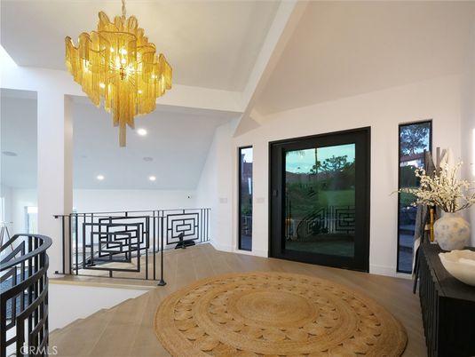 Chandelier, Interior, Recessed Lighting, Wood Texture Flooring