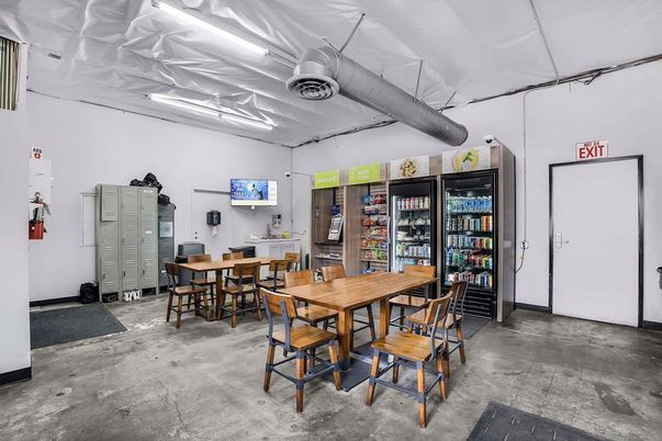 Dining room, Interior