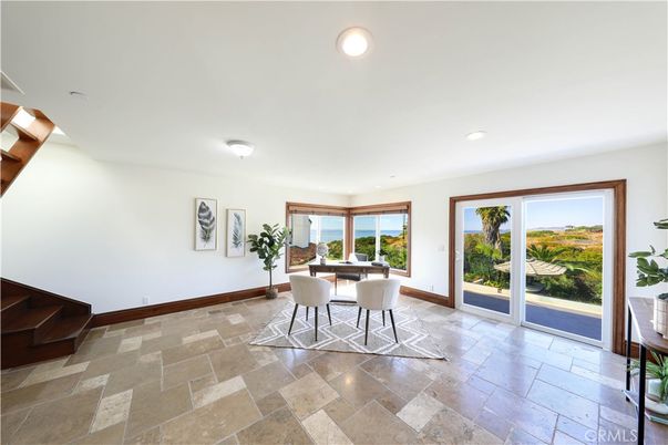 Dining room, Interior, Recessed Lighting