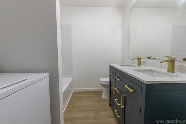 Bathroom, Dual Sink Vanities, Interior, Wood Texture Flooring