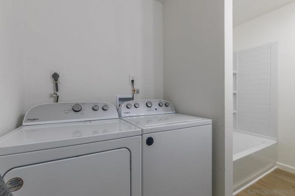 Interior, Utility Closets, Washer