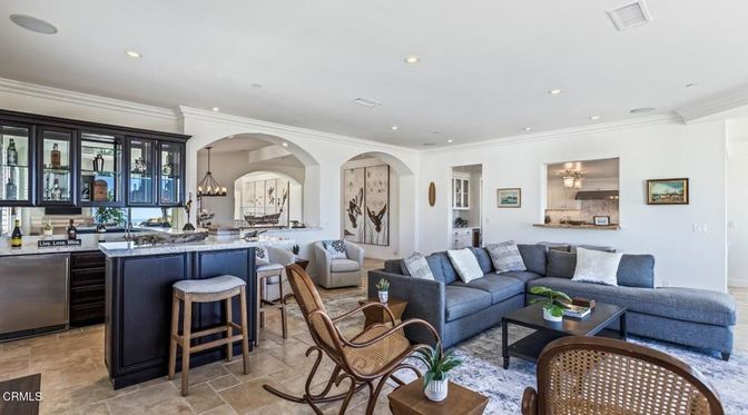 Dining room, Interior, Kitchen, Living room, Recessed Lighting