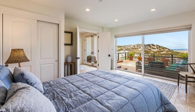 Bedroom, Interior, Recessed Lighting, Water