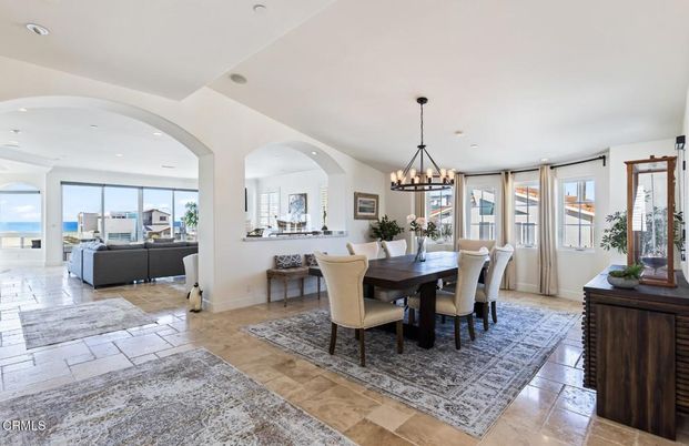 Chandelier, Dining room, Interior, Living room, Recessed Lighting, Water