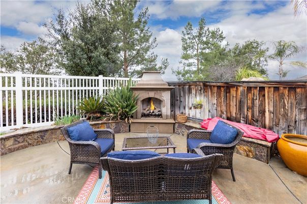 Exterior, Fireplace
