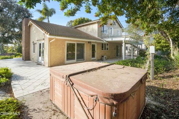 Exterior, Hot Tub