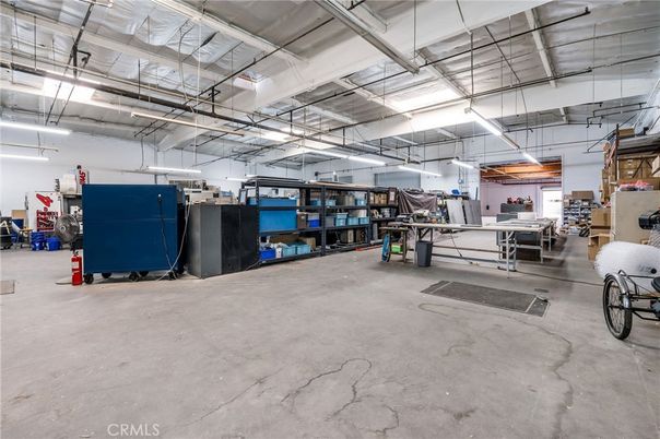 Game Room, Garage, Interior