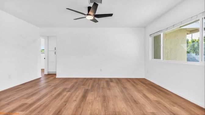 Empty room, Interior, Wood Texture Flooring