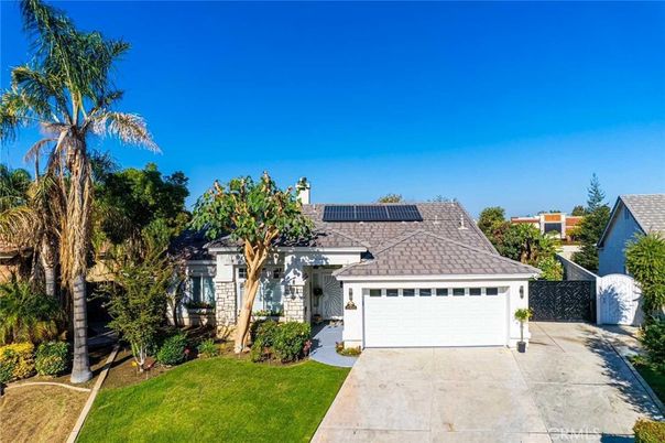 Attached, Exterior, Facade, Solar Panels, Ranch