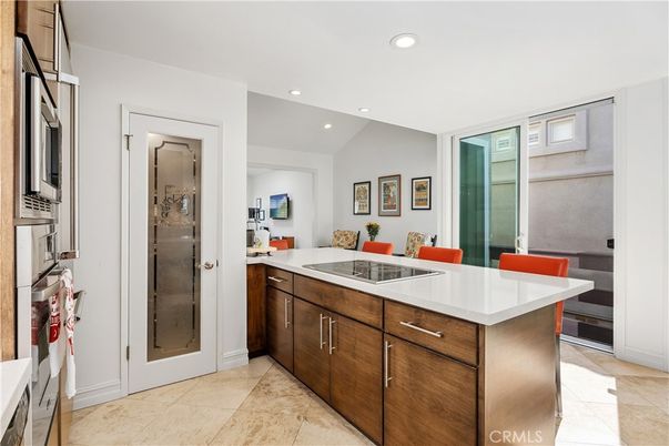 Dining room, Interior, Kitchen, Recessed Lighting