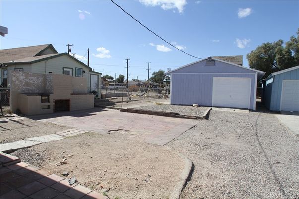 Backyard, Detached Garage, Exterior