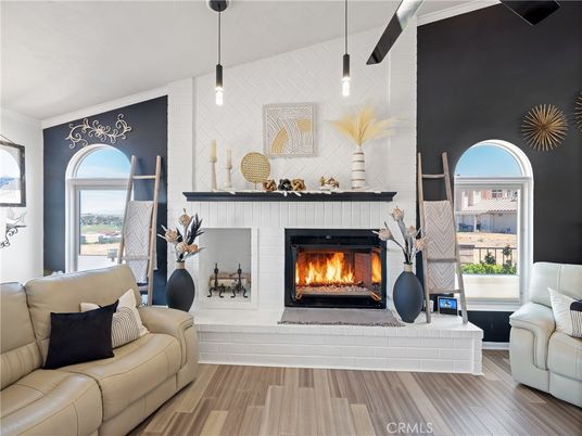 Fireplace, Interior, Pendant Lights, Wood Texture Flooring