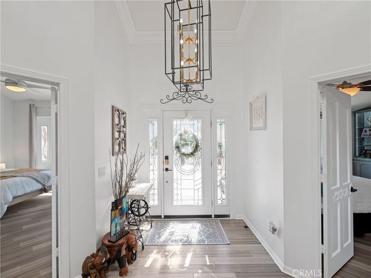 Chandelier, Interior, Wood Texture Flooring