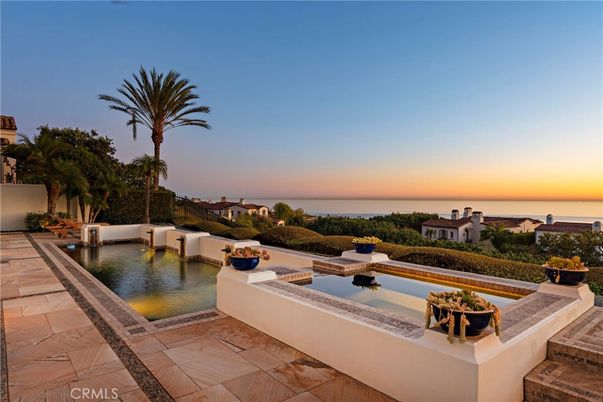 Exterior, Pool, Water