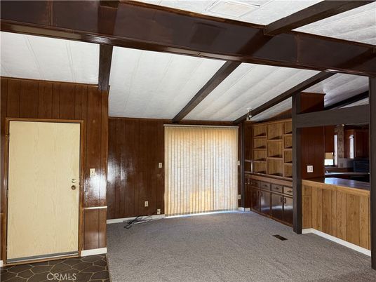 Empty room, Interior, Wooden Beams, Wooden Walls