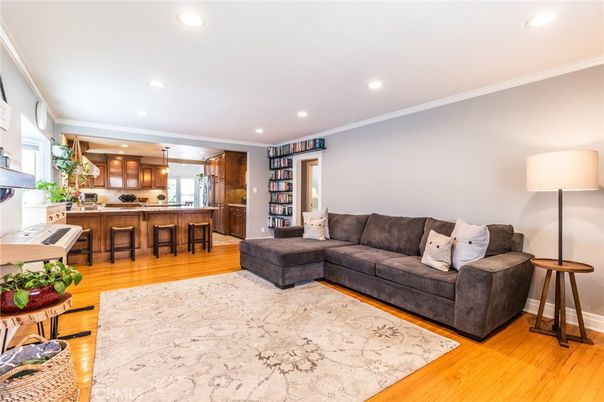 Interior, Kitchen, Living room, Pendant Lights, Recessed Lighting, Stainless Steel Appliances, Wood Texture Flooring