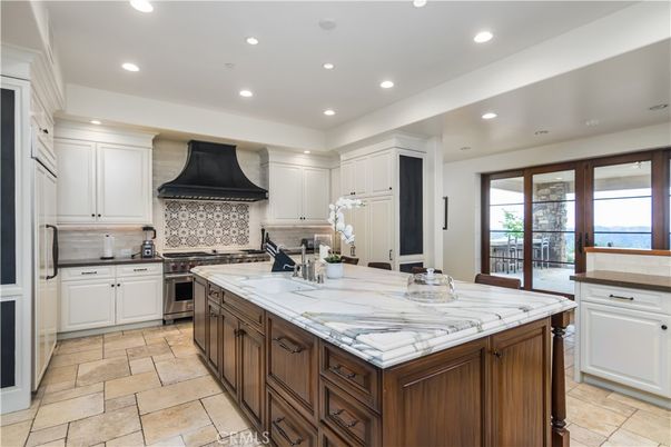 Interior, Kitchen, Recessed Lighting, Stainless Steel Appliances, Water