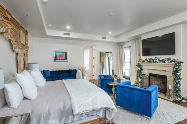 Bedroom, Fireplace, Interior, Recessed Lighting