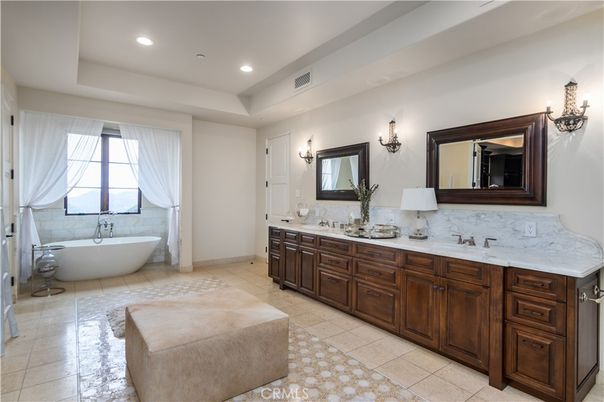 Bathroom, Dual Sink Vanities, Free Standing Baths, Interior, Recessed Lighting