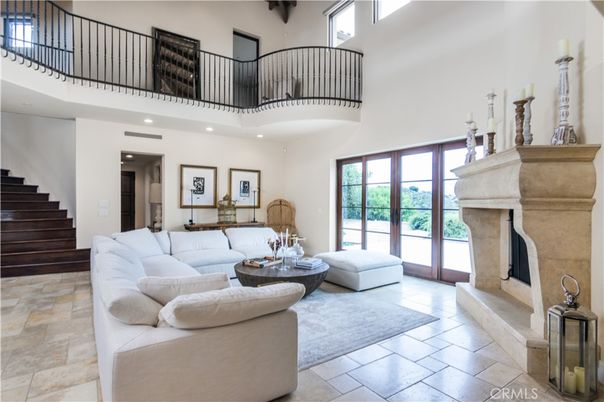 Fireplace, Interior, Living room, Recessed Lighting