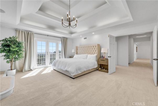 Bedroom, Chandelier, Interior, Recessed Lighting