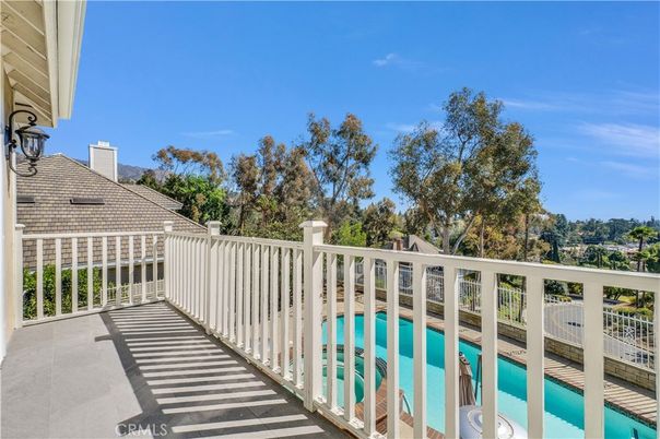 Exterior, Pool, Other