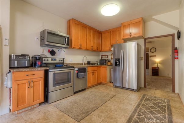 Interior, Kitchen, Stainless Steel Appliances