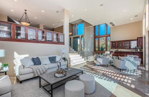 Interior, Living room, Pendant Lights, Recessed Lighting